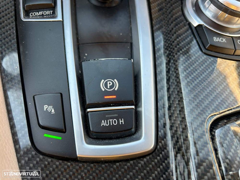 BMW 520 d Aut. Luxury Line - 16