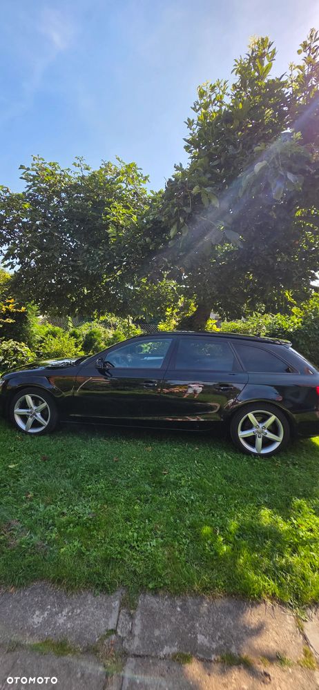 Audi A4 Avant 2.0 TDI - 10