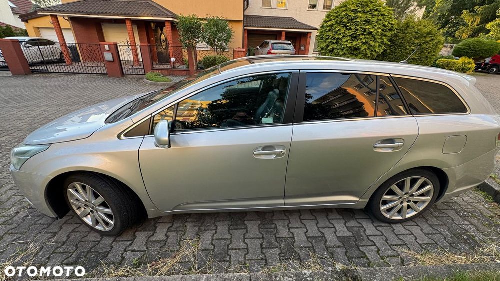 Toyota Avensis 2.0 Prestige MS - 2