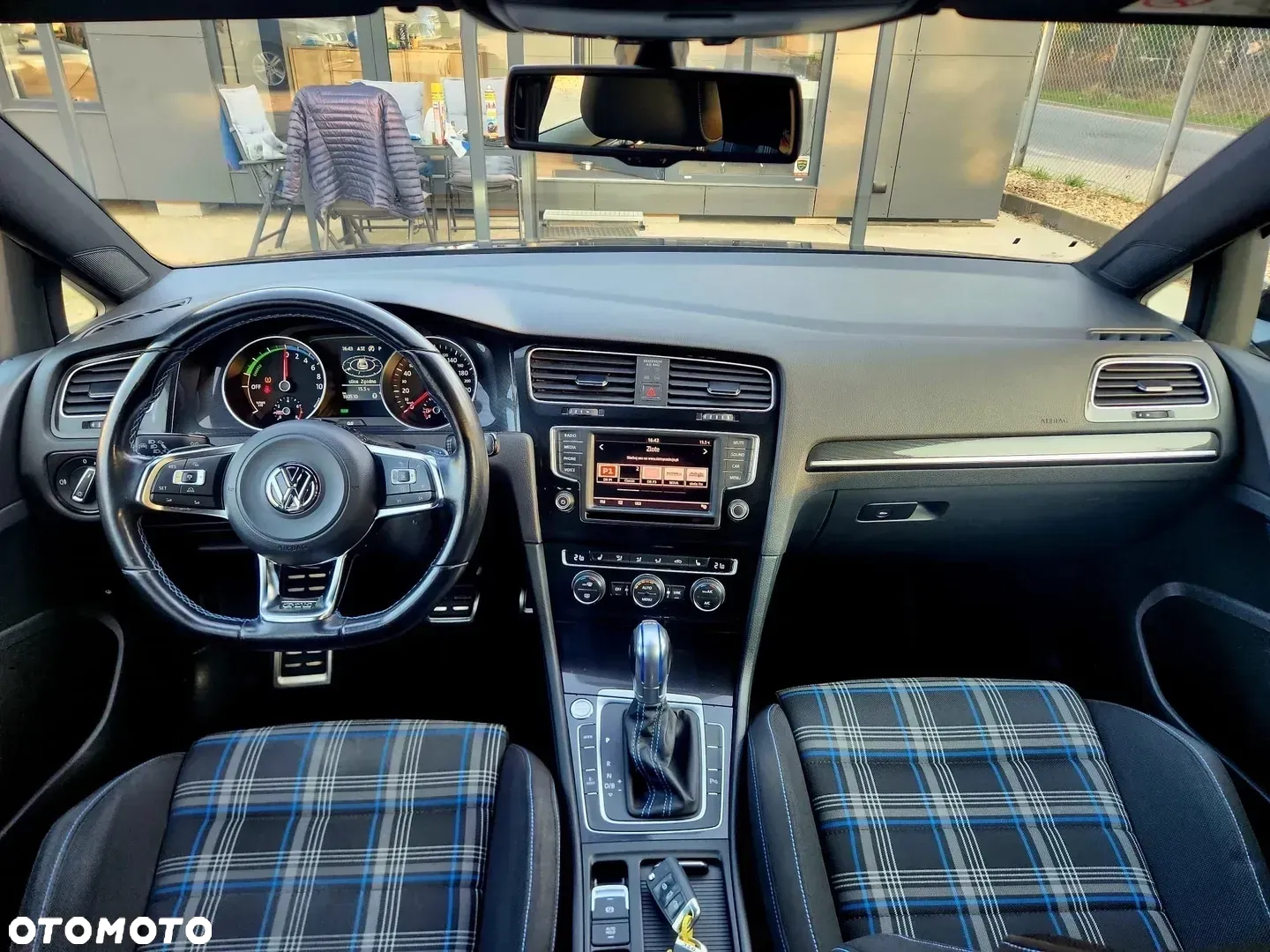 Volkswagen Golf 1.5 eHybrid OPF DSG Style - 17
