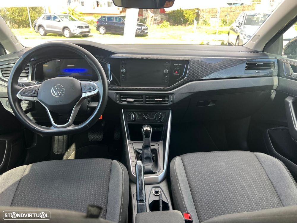 VW Polo 1.0 TSI Urban DSG - 12