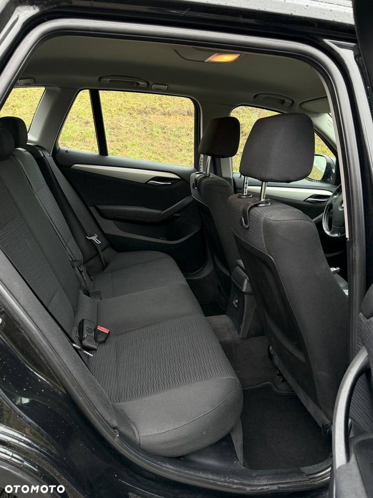BMW X1 xDrive18d - 10