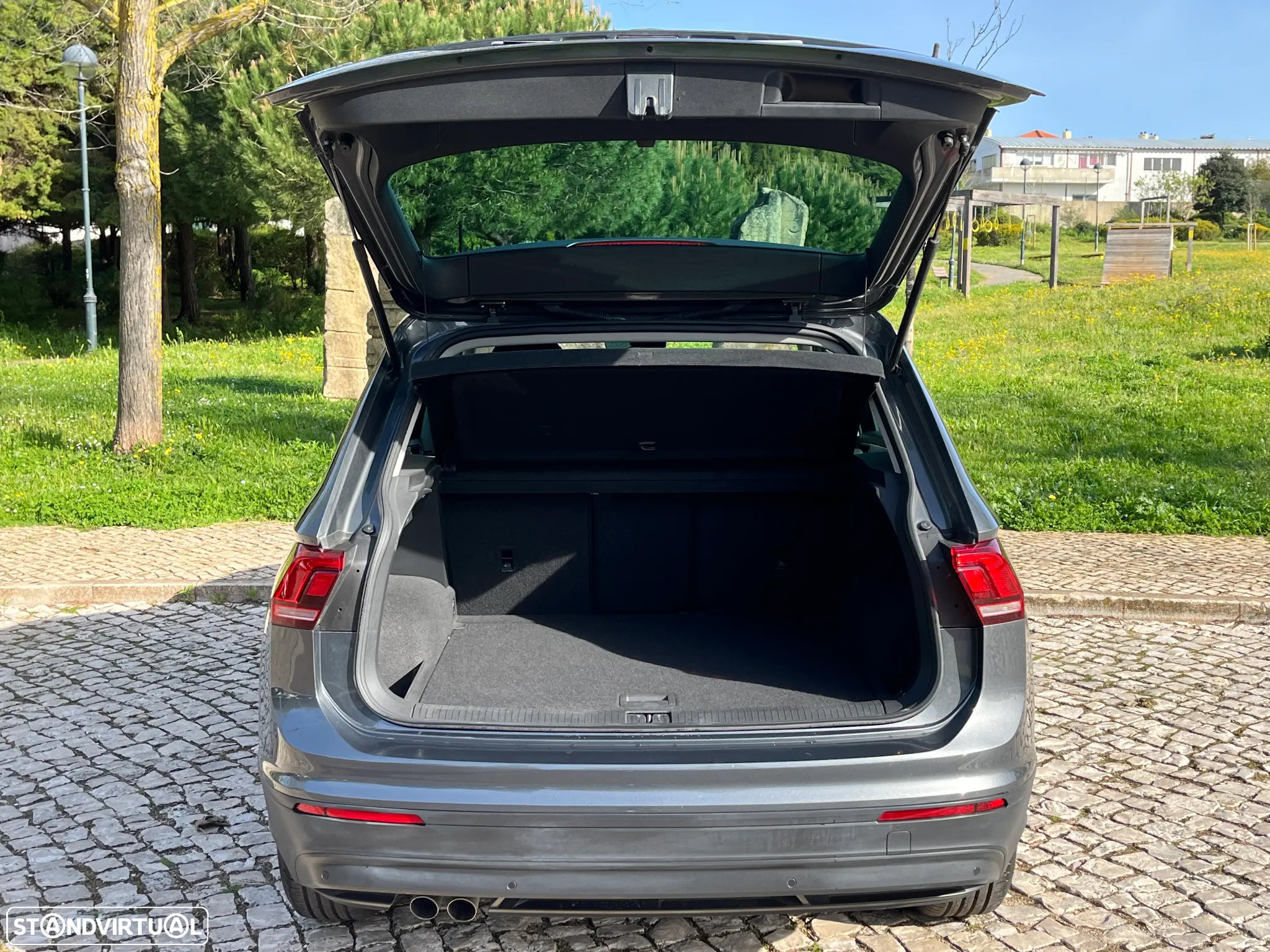 VW Tiguan 1.6 TDI Confortline - 15