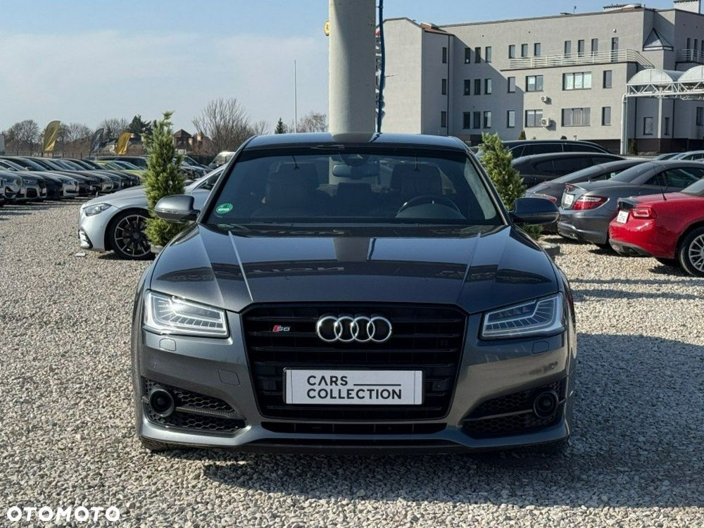 Audi S8 Plus 4.0 TFSI Quattro - 9