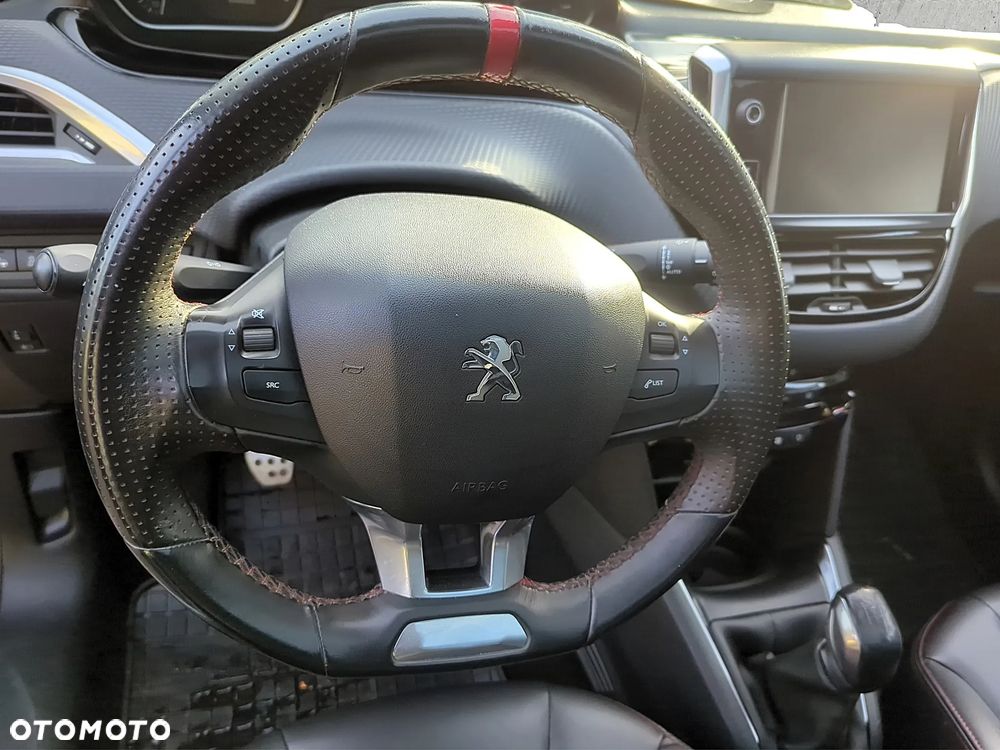 Peugeot 208 - 9