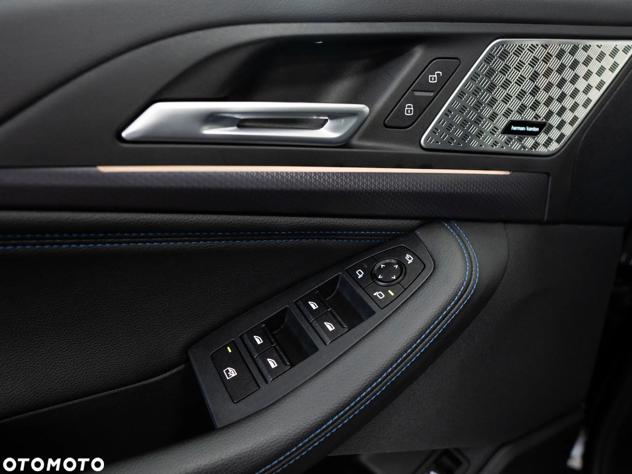 BMW Seria 2 218i - 14