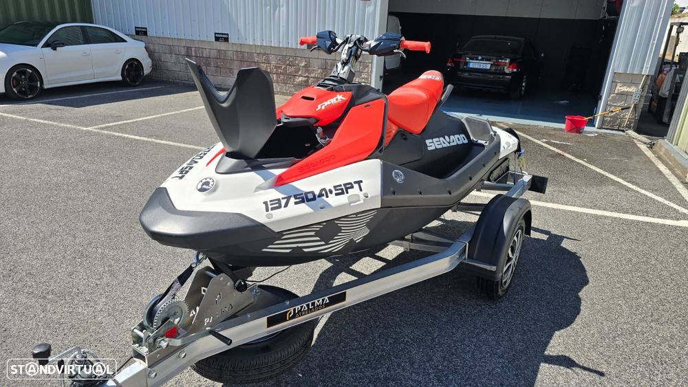 Sea-Doo Spark Trixx 2UP - 3