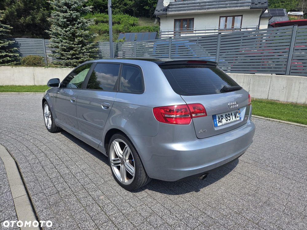 Audi A3 Sportback 2.0 TDI DPF S tronic S line Sportpaket - 5