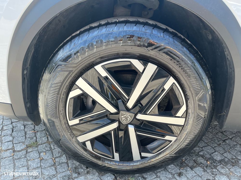 Peugeot 2008 1.2 PureTech Style - 20