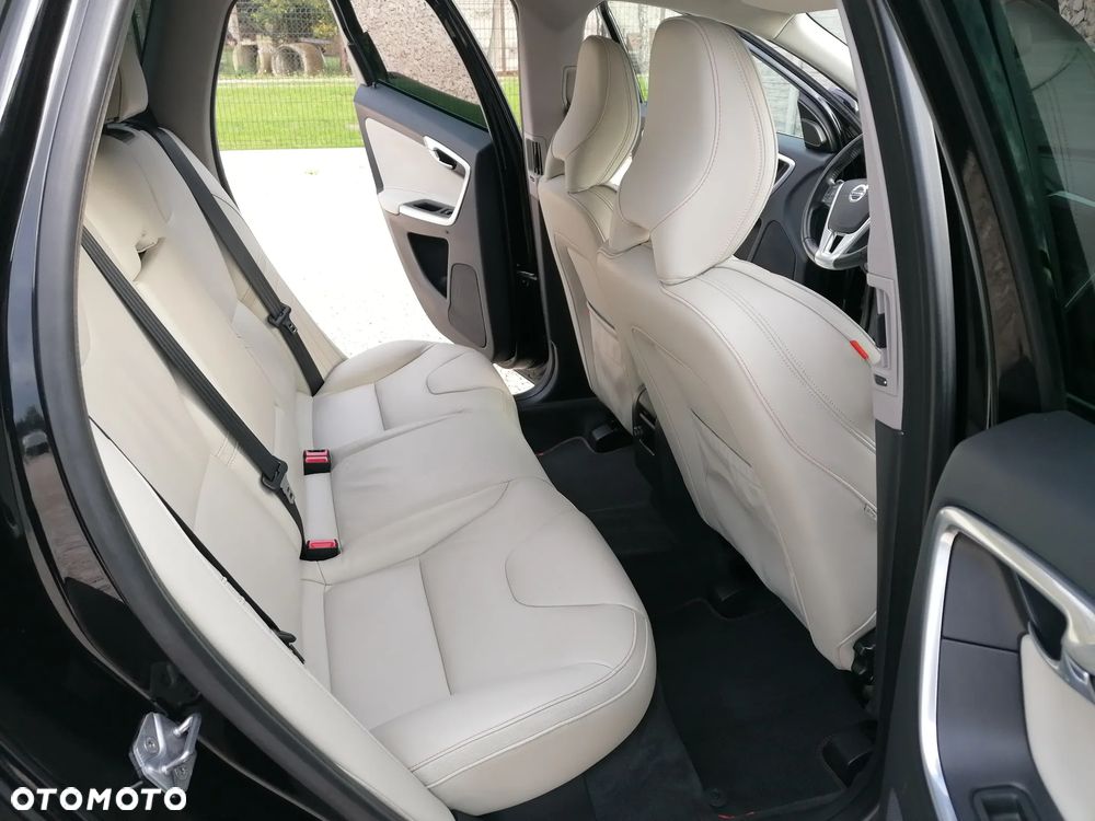 Volvo XC 60 D3 Ocean Race - 29