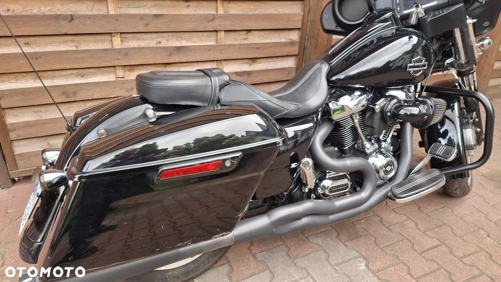 Harley-Davidson Touring Street Glide - 5