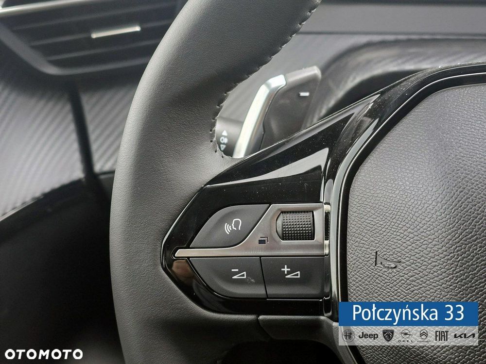 Peugeot 208 - 17