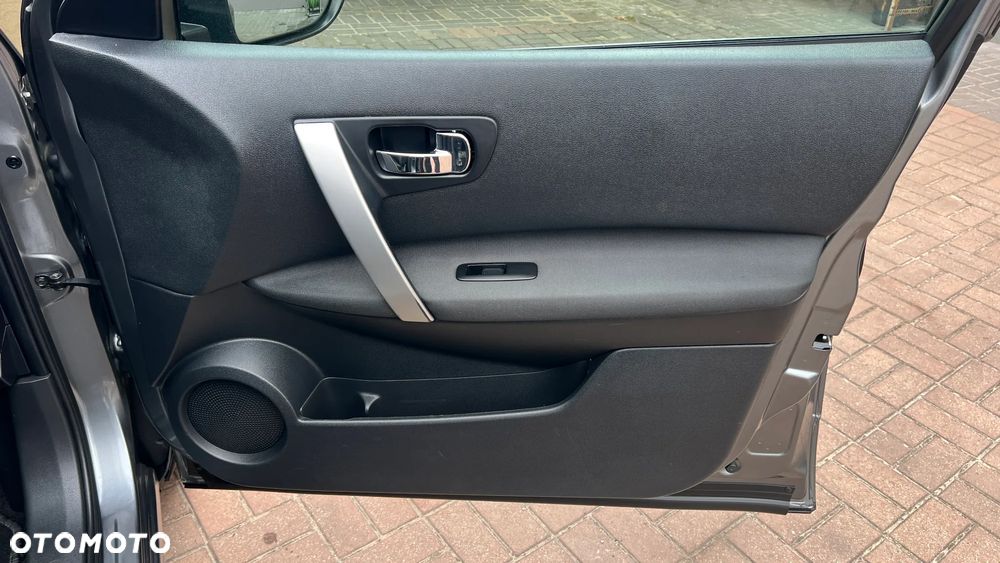 Nissan Qashqai 1.5 dCi DPF acenta - 27