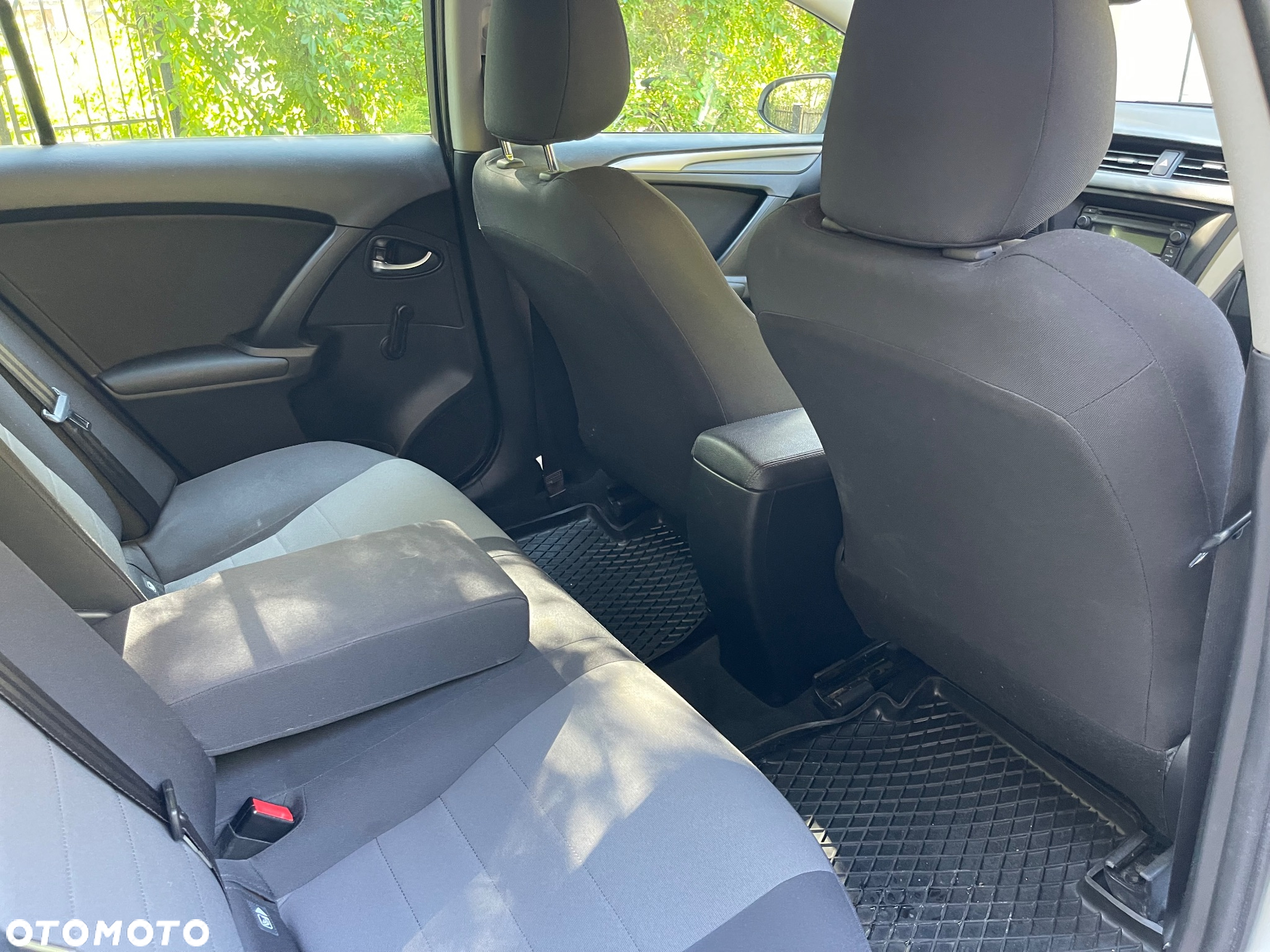 Toyota Avensis 1.8 Active - 5