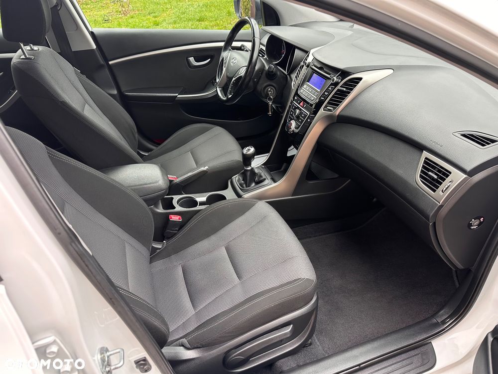 Hyundai i30 1.4 YES - 28