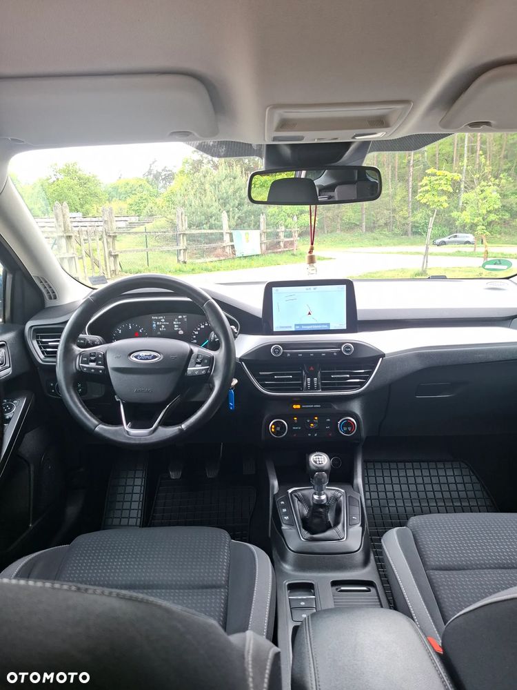Ford Focus 1.5 TDCi DPF Start-Stopp-System Business - 9