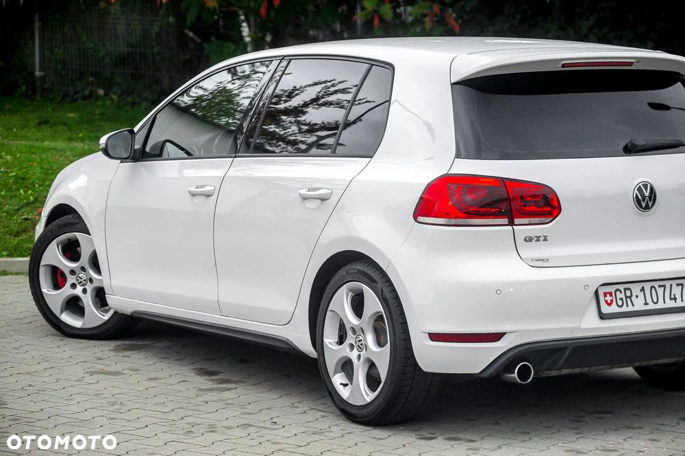 Volkswagen Golf 2.0 GTI - 37
