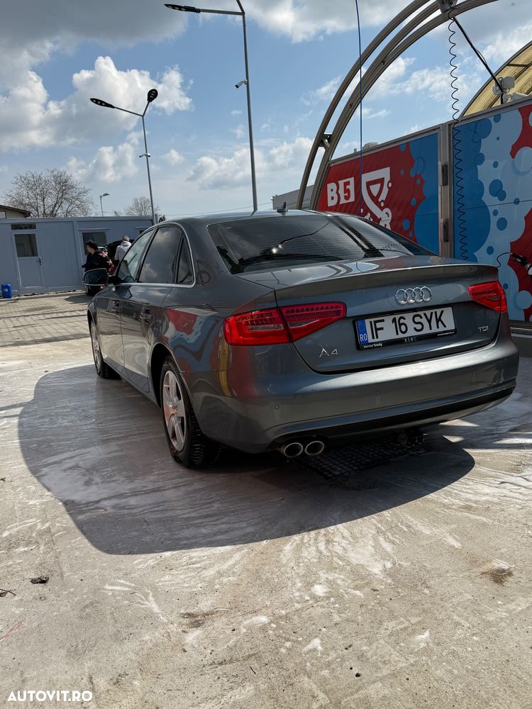 Audi A4 2.0 TDI Multitronic - 5