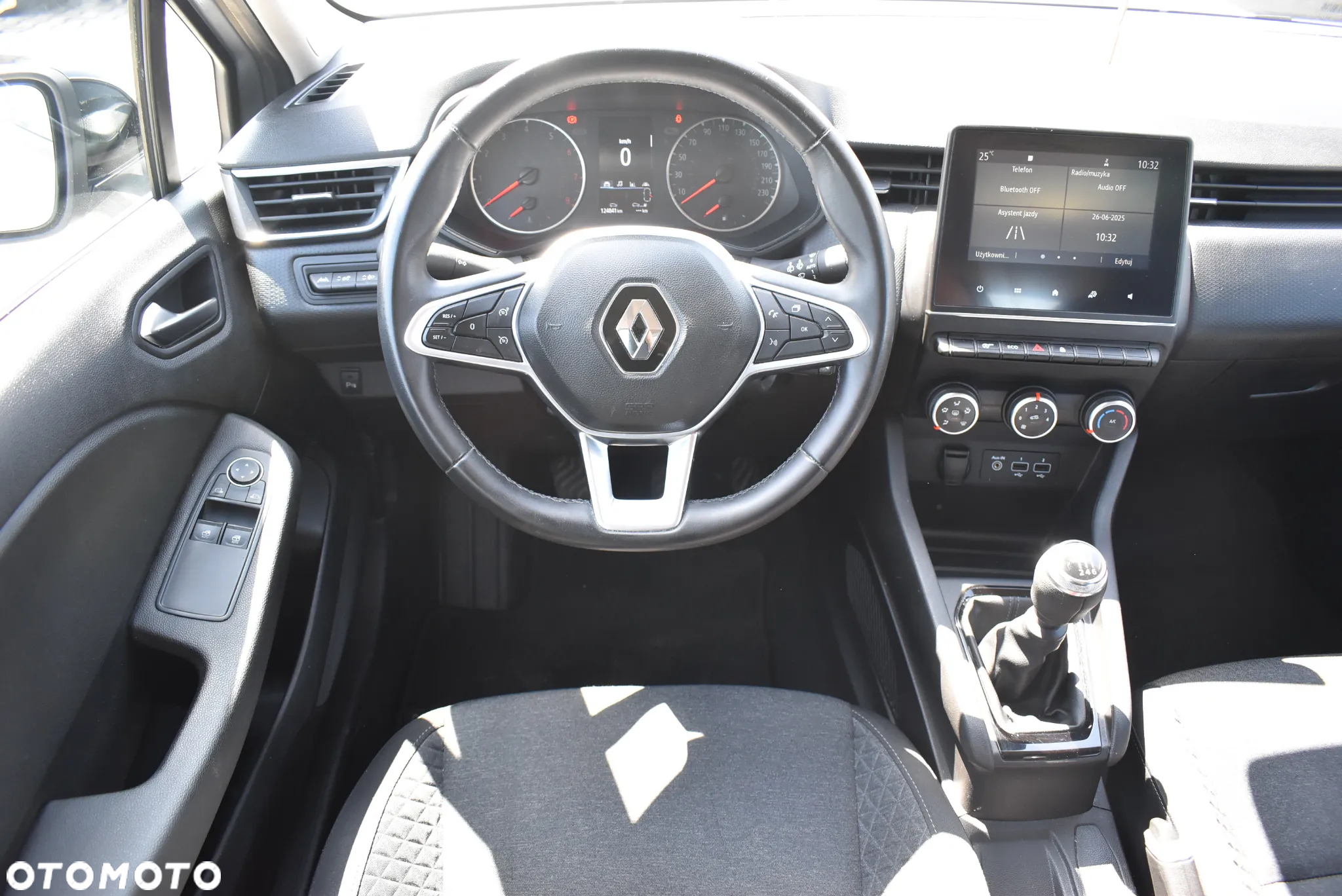 Renault Clio 1.0 TCe Equilibre - 22