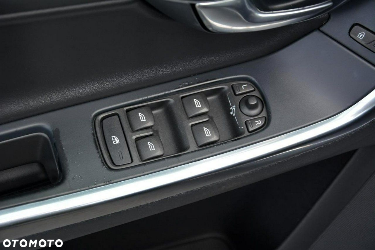 Volvo S60 - 33