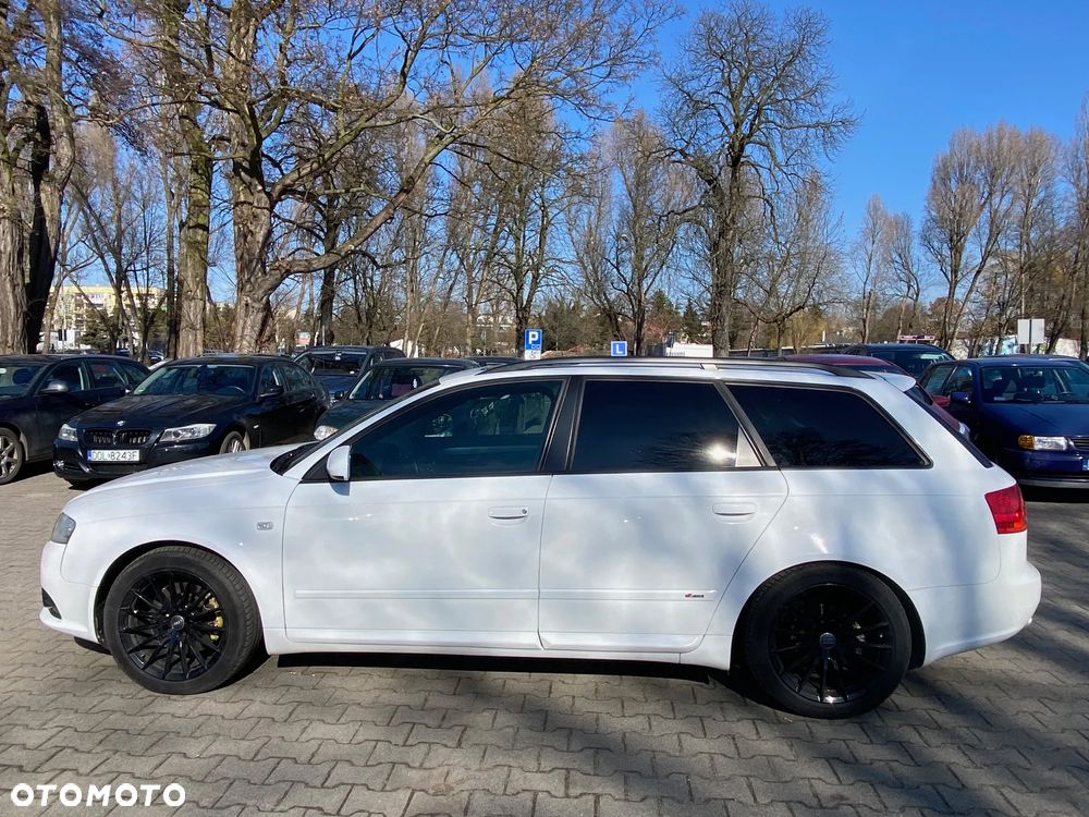 Audi A4 Avant - 1