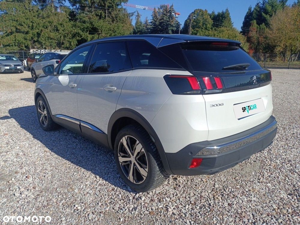 Peugeot 3008 1.2 PureTech Allure Pack S&S EAT8 - 7