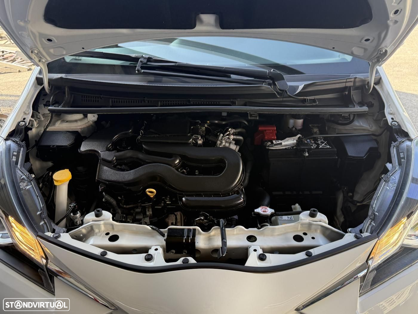 Toyota Yaris 1.0 VVT-i Comfort Plus - 35