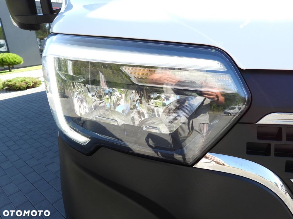 Renault MASTER PLANDEKA 10 PALET WEBASTO TEMPOMAT LEDY KLIMATYZACJA  165KM - 21