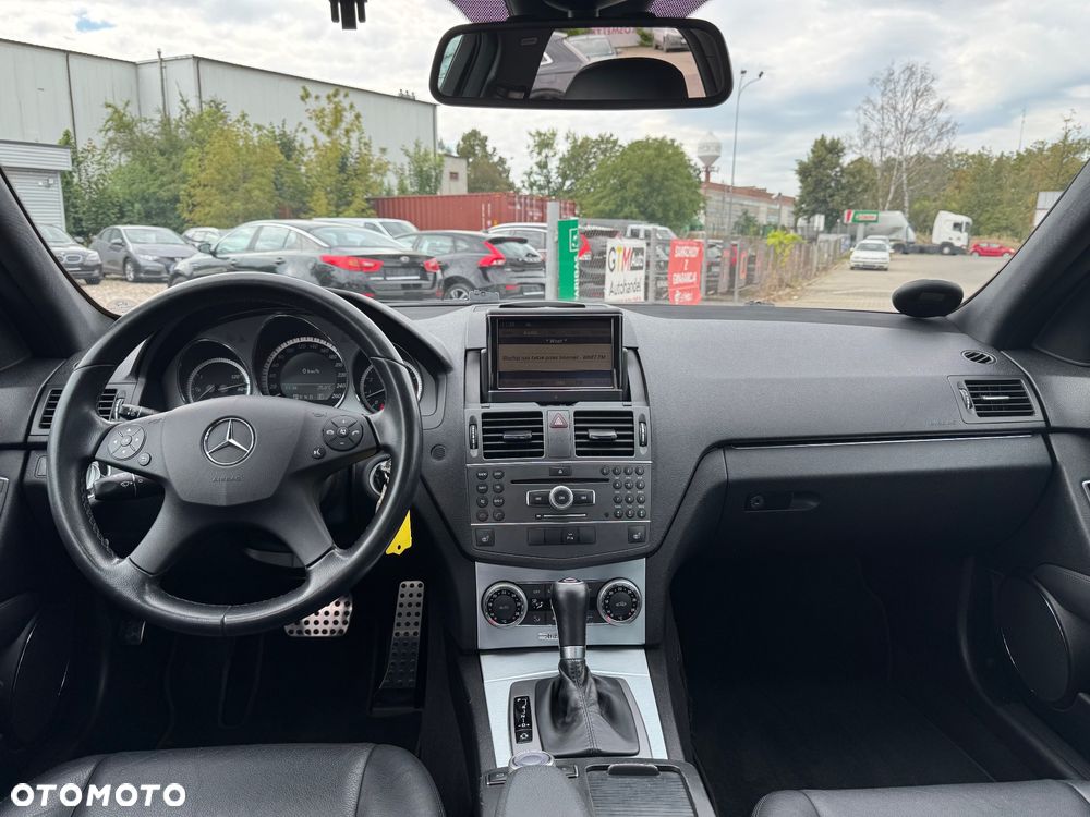 Mercedes-Benz Klasa C 300 T 7G-TRONIC Avantgarde - 35