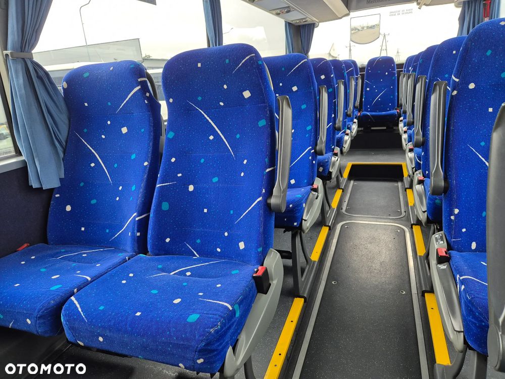 Mercedes-Benz TOURISMO RHD/13 METRÓW/MANUAL/SPROWADZONY/WINDA - 26