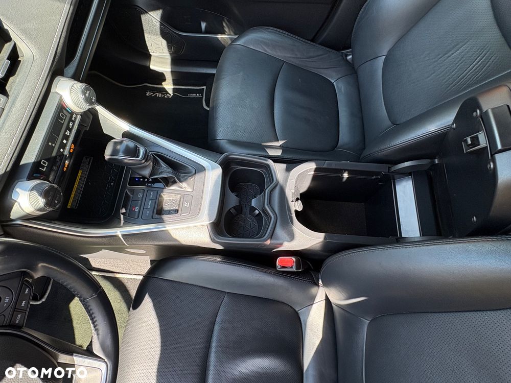 Toyota RAV4 - 12
