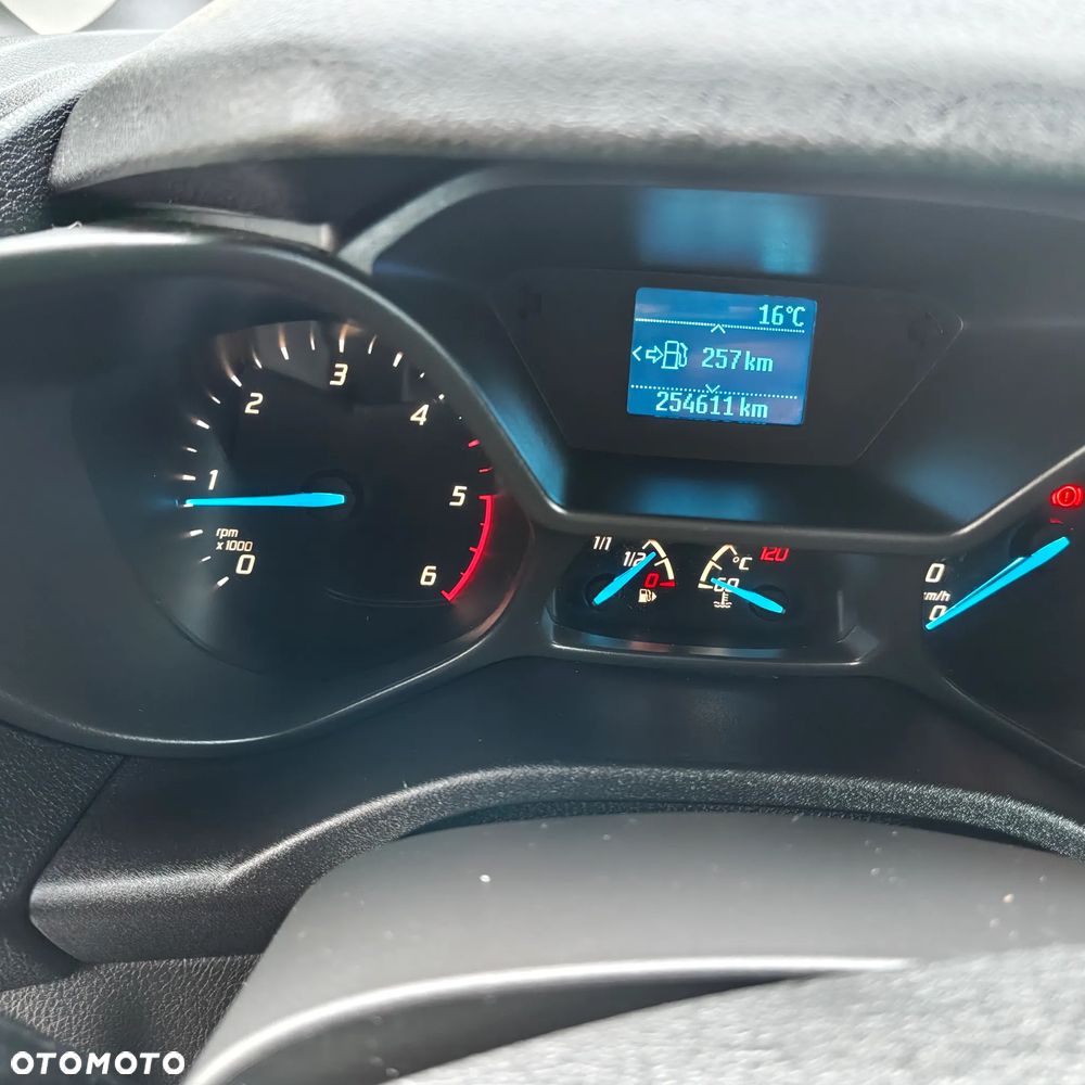 Ford Connect - 7