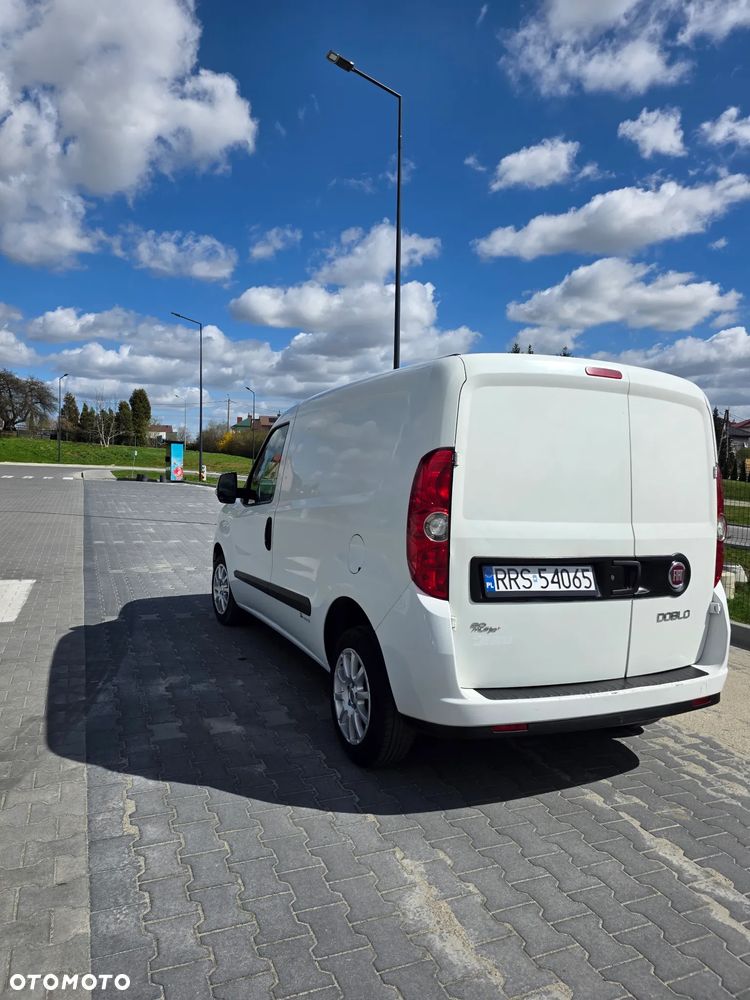 Fiat Doblo 1.3 16V Multijet Emotion - 5