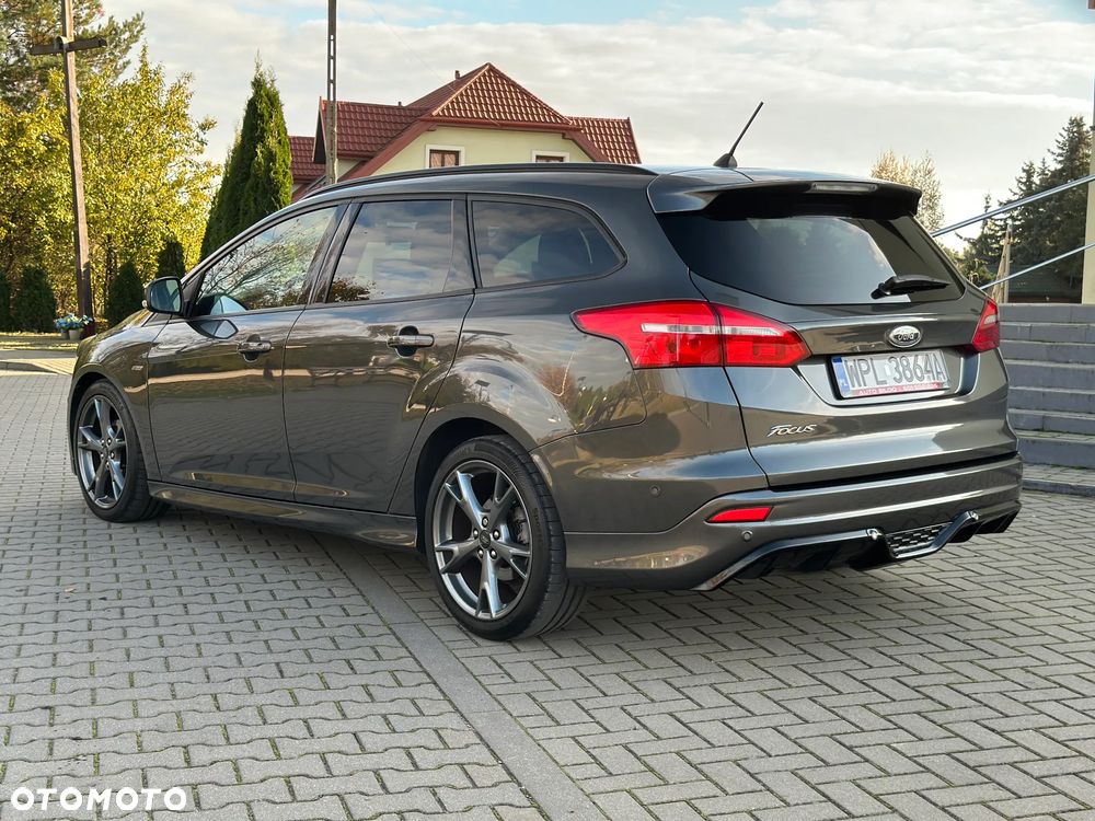 Ford Focus 1.5 TDCi DPF Start-Stopp-System Titanium - 11