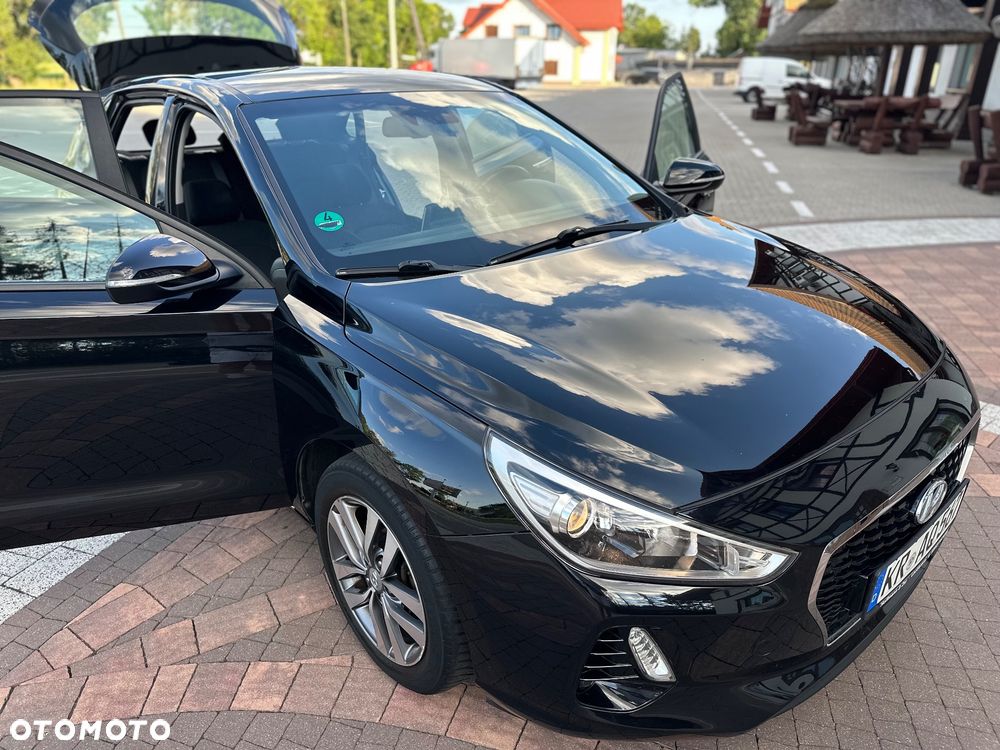 Hyundai i30 1.4 Premium - 17