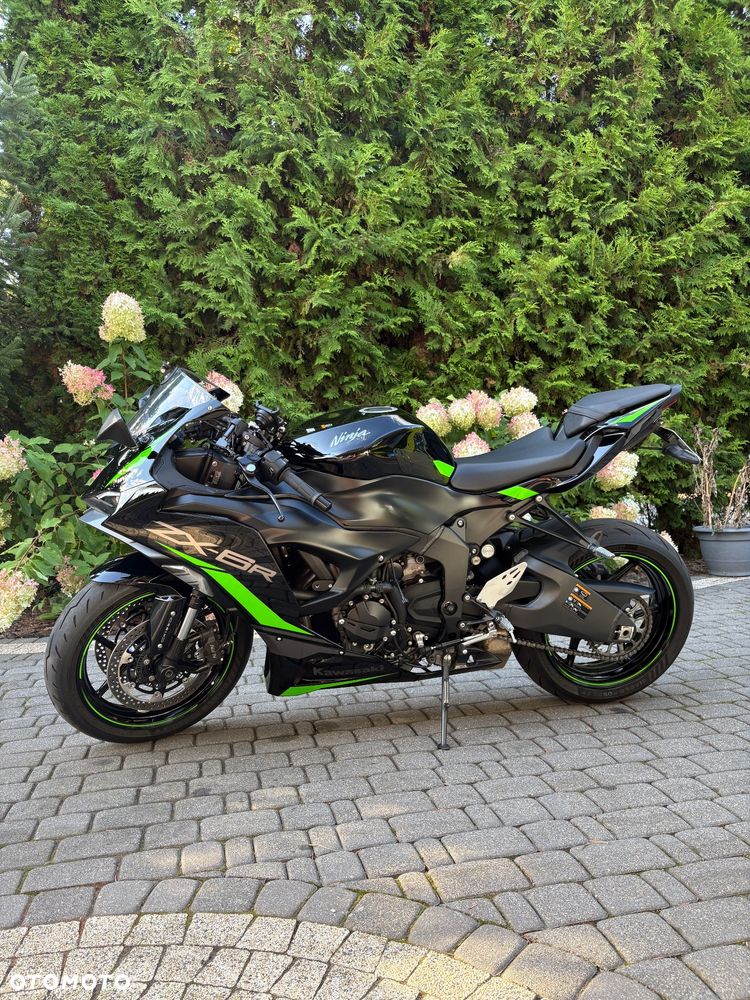 Kawasaki ZX - 16