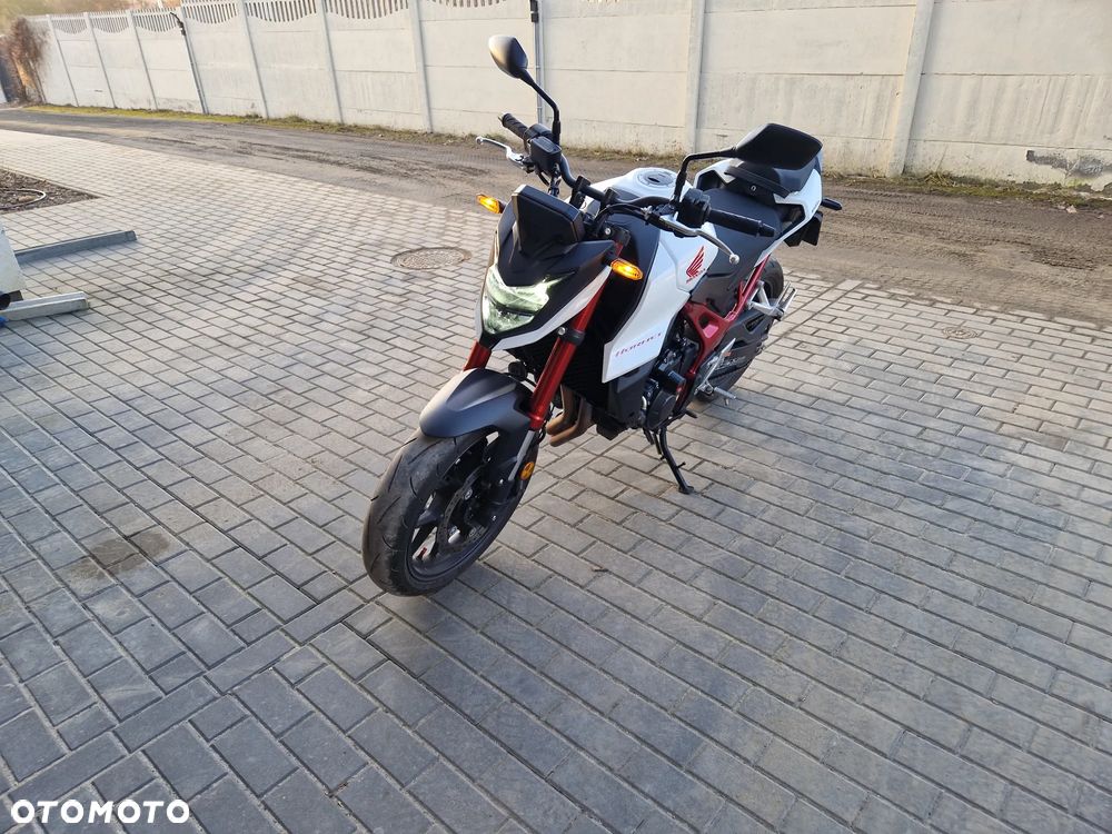Honda Hornet - 2