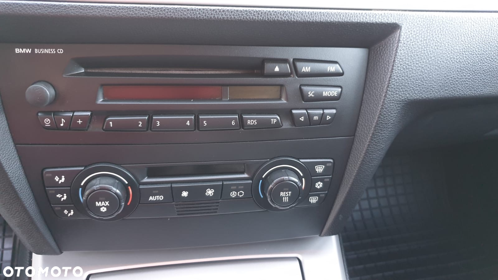 BMW Seria 3 320d - 12