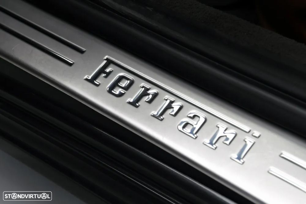 Ferrari California - 12