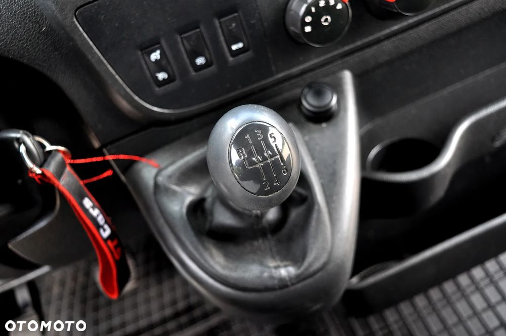 Renault MASTER - 29