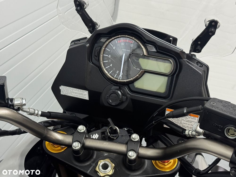 Suzuki V-STROM - 14