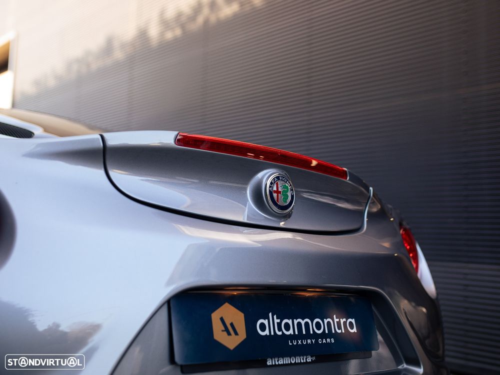 Alfa Romeo 4C 1750 TBi - 18