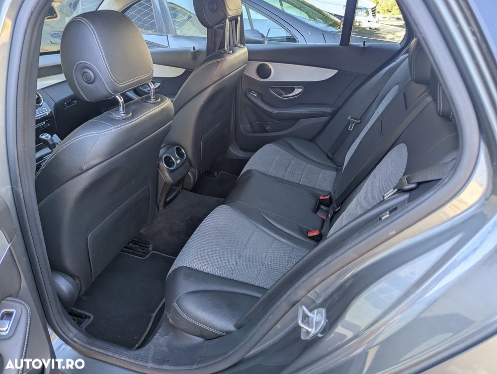 Mercedes-Benz C 180 T - 8