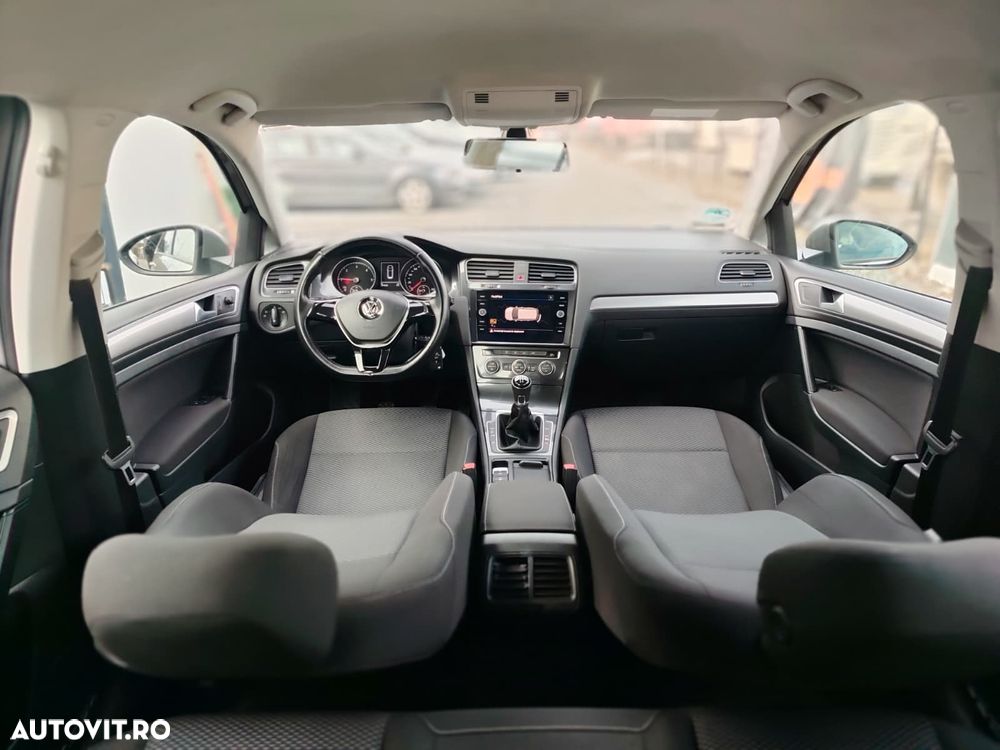 Volkswagen Golf 1.6 TDI (BlueMotion Technology) Comfortline - 11