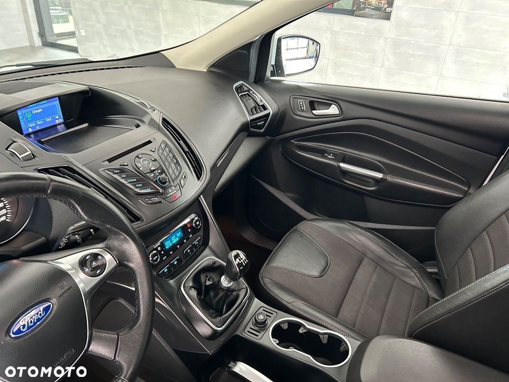 Ford Kuga 2.0 TDCi 2x4 SYNC - 14