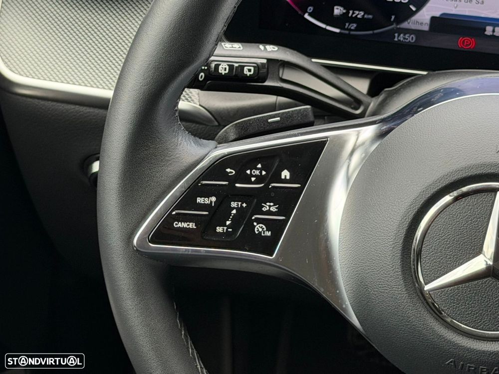Mercedes-Benz GLC 300 e 4Matic - 36