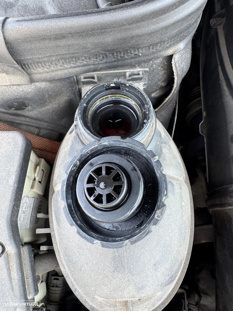 Mercedes-Benz E 300 Bluetec Hybrid Avantgarde - 47