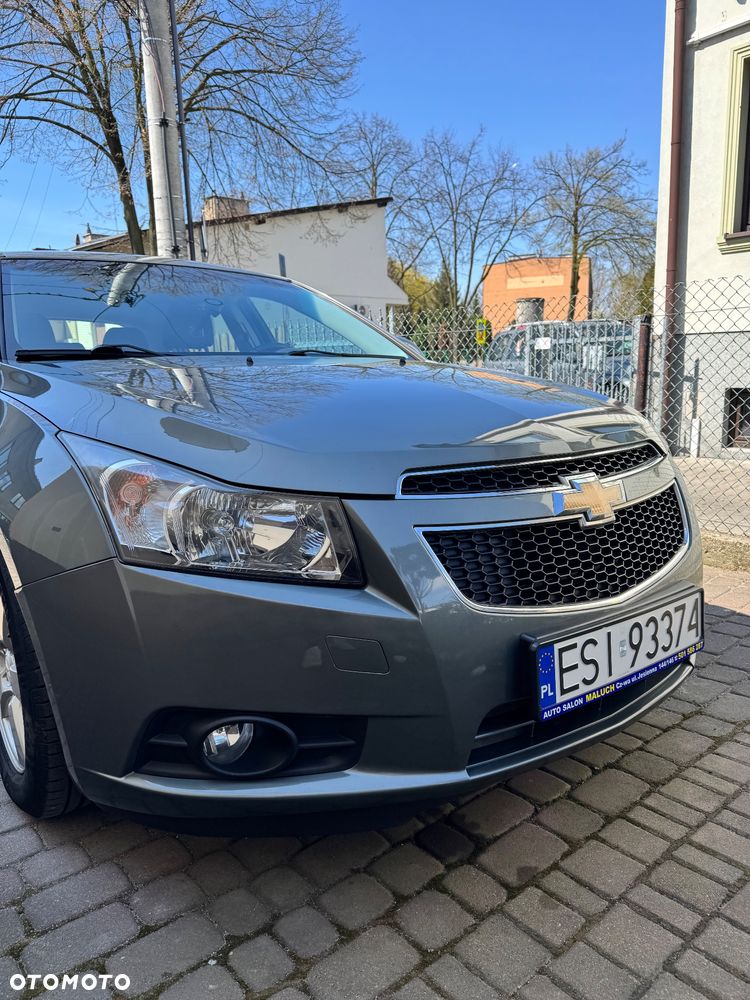Chevrolet Cruze 1.6 LT - 2