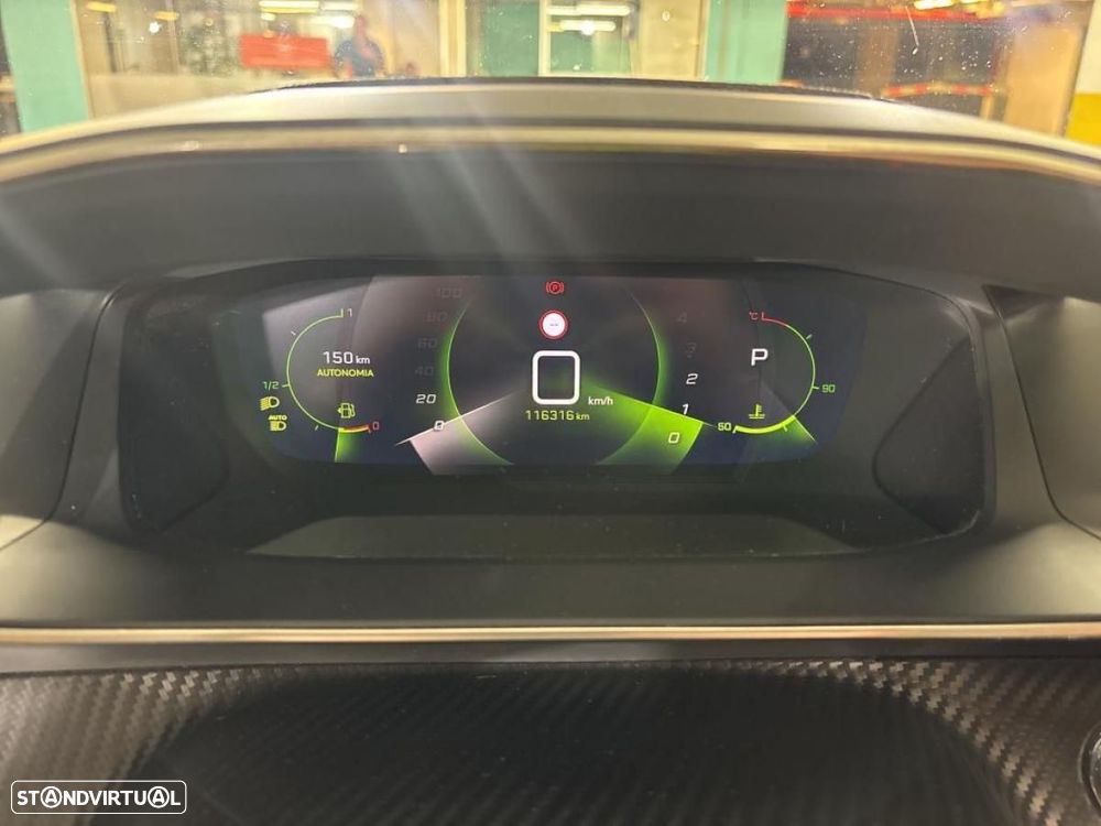 Peugeot 2008 1.5 BlueHDi GT EAT8 - 4