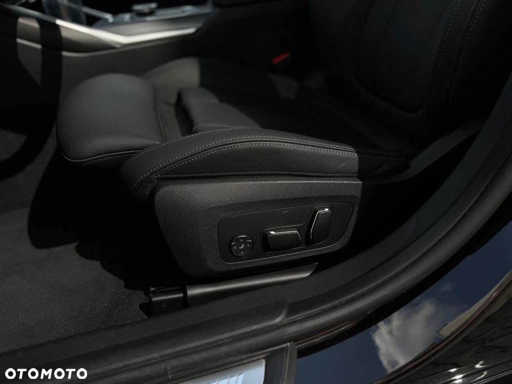 BMW Seria 3 ver-320d-touring-xdrive-m-sport - 7